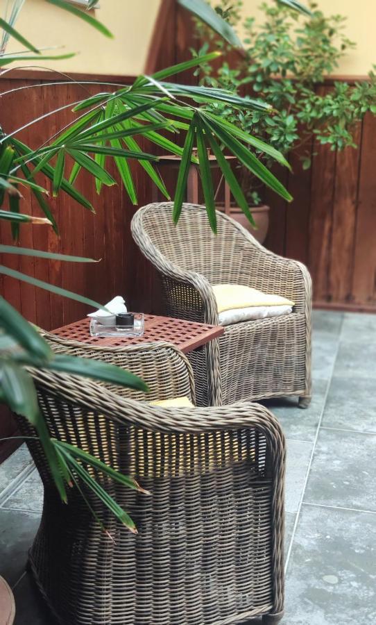 B&B Aquavert&Wellness Tournai Exterior foto