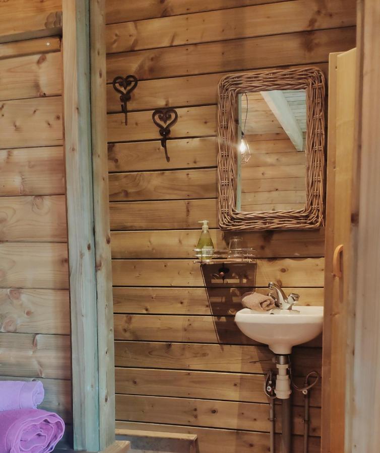 B&B Aquavert&Wellness Tournai Exterior foto
